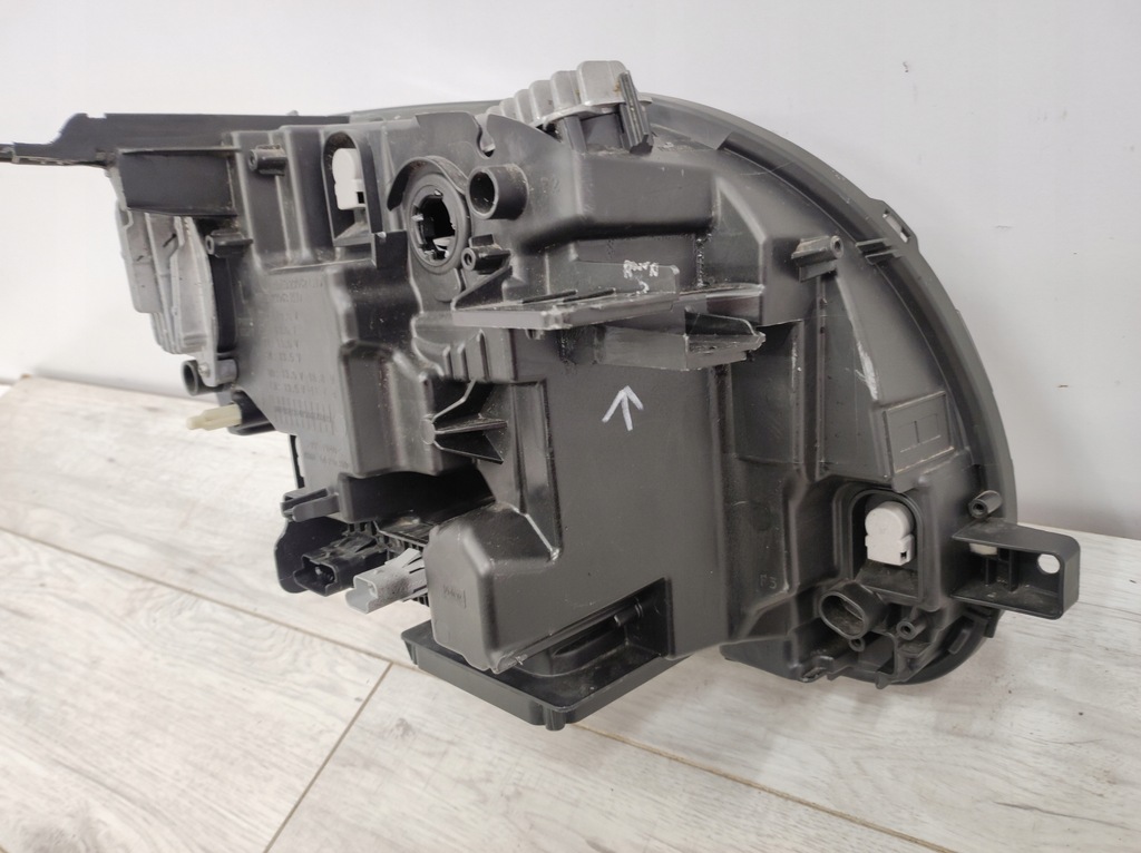 фото №10, Лампа перед левая smart fortwo forfour full led 260607083r a4539069701 eu