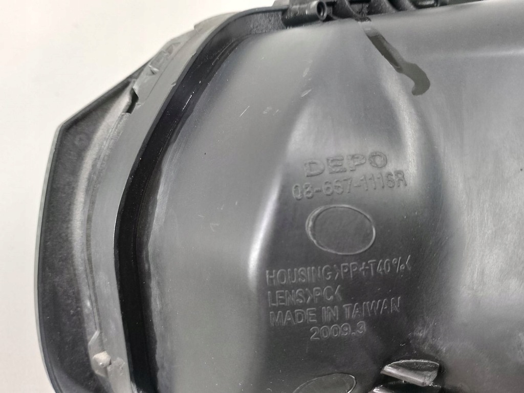 фото №8, Лампа перед права alfa romeo 159 667-1116r-lhd 08-657-116r