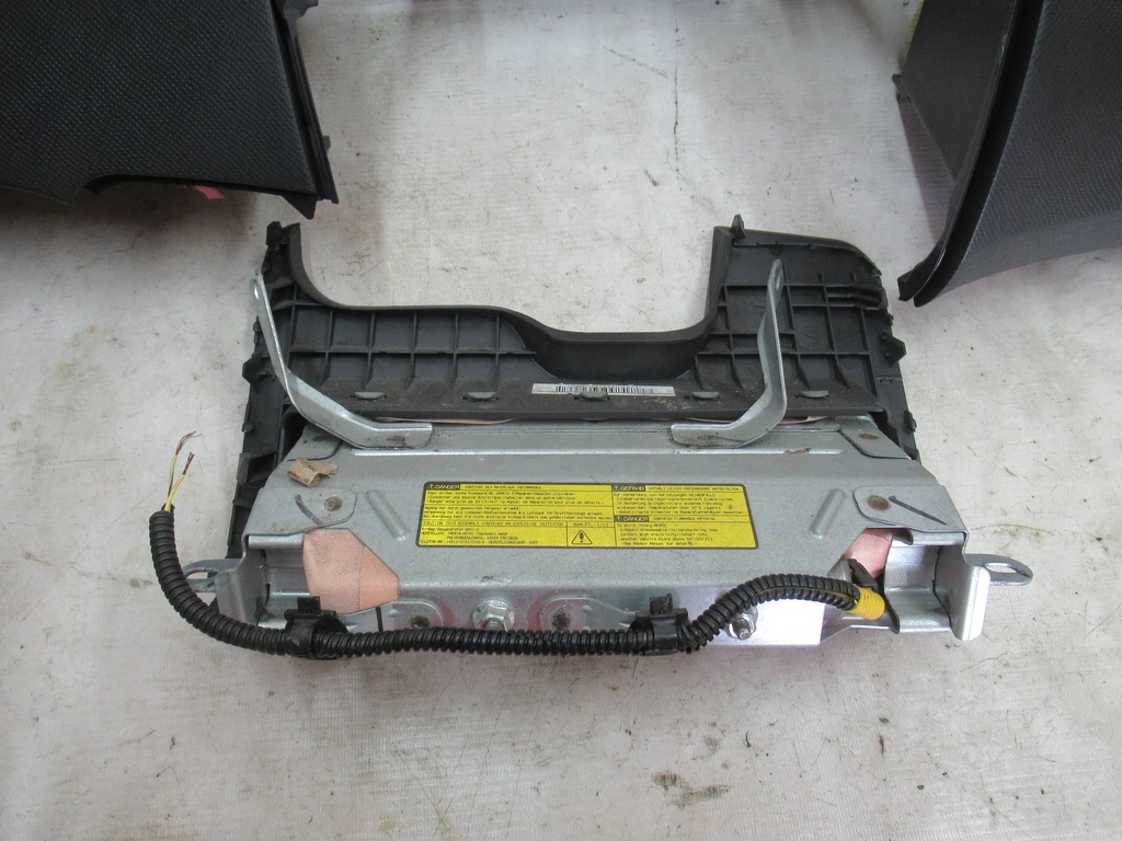 фото №11, Панель приладів консоль подушка безпеки toyota yaris ii 2