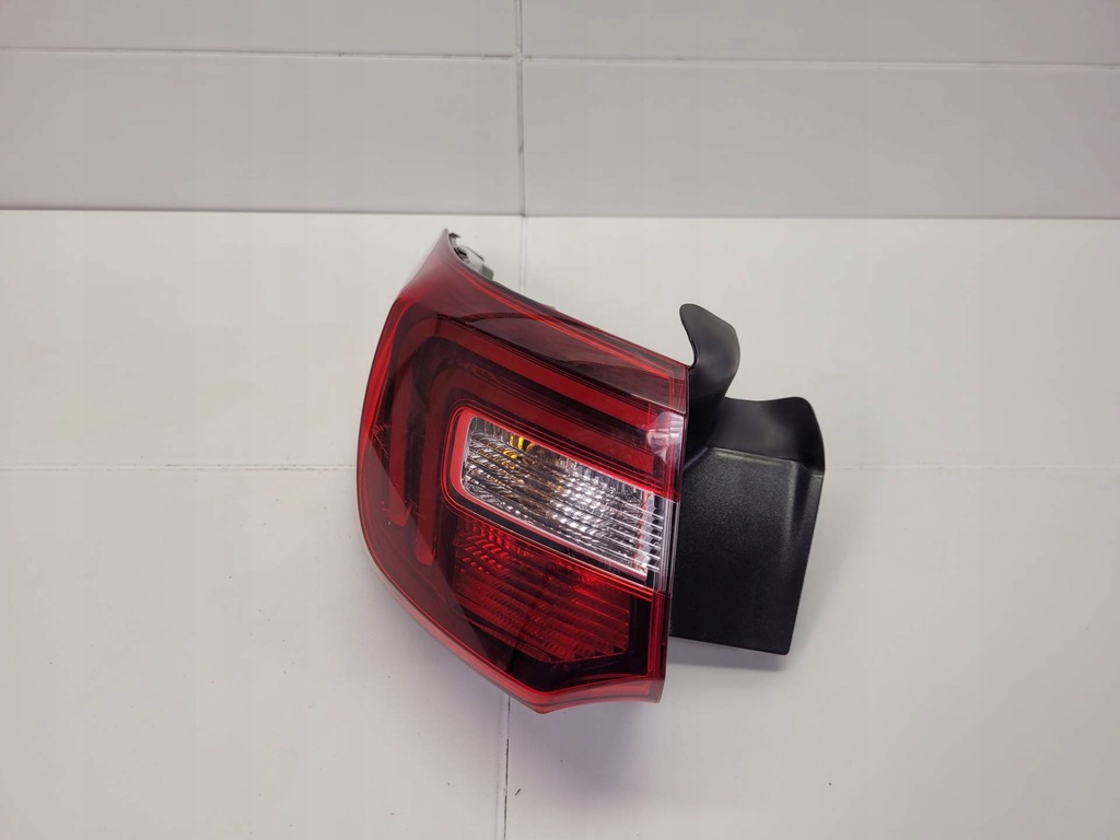 фото №12, Лампа задняя левая сторона opel grandland x 2019 yp00098380