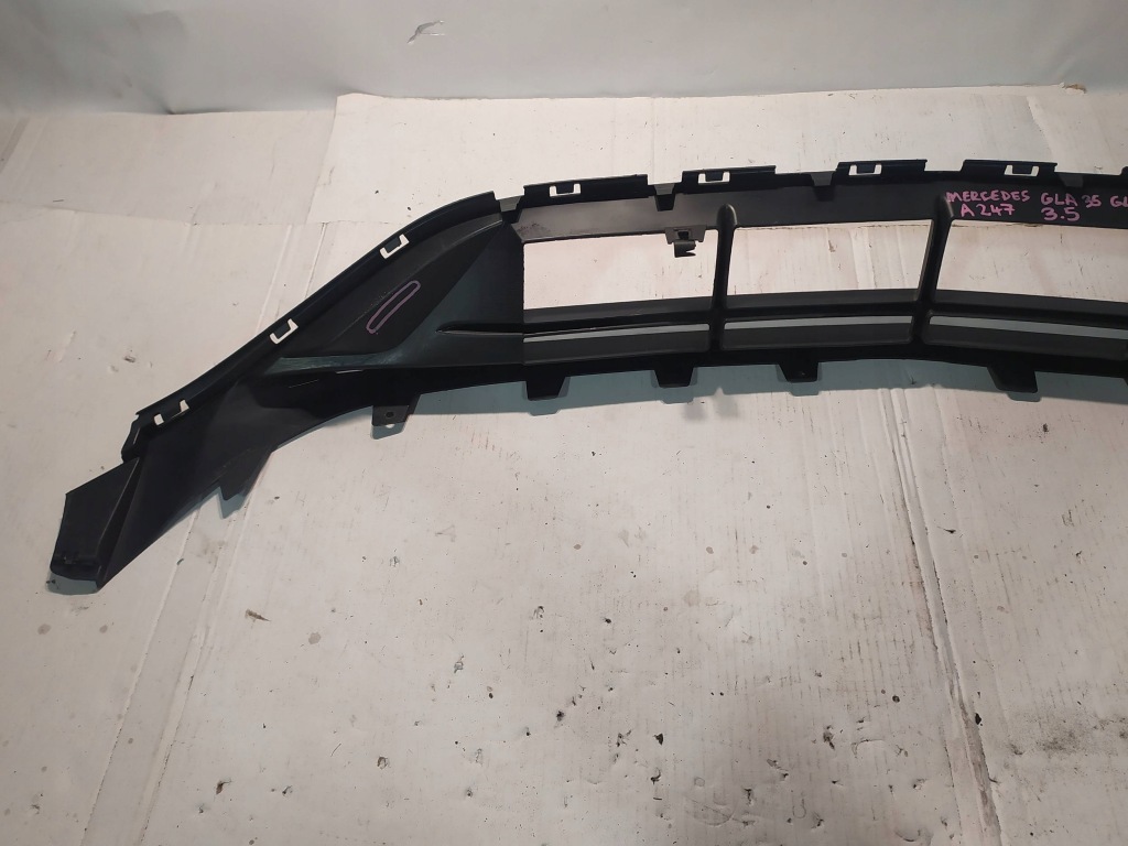 фото №14, Накладка спойлер решётка mercedes gla w247