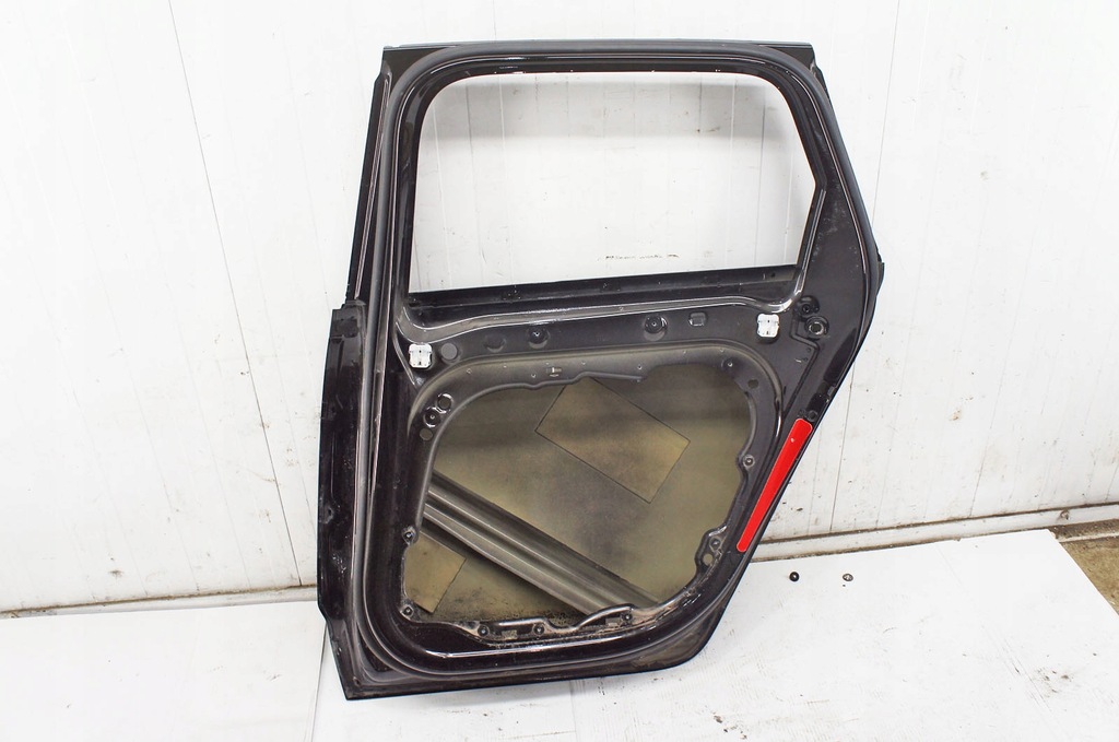 фото №9, Sr024 volvo v90 ii t5 16- ^ дверь правый задняя black kombi