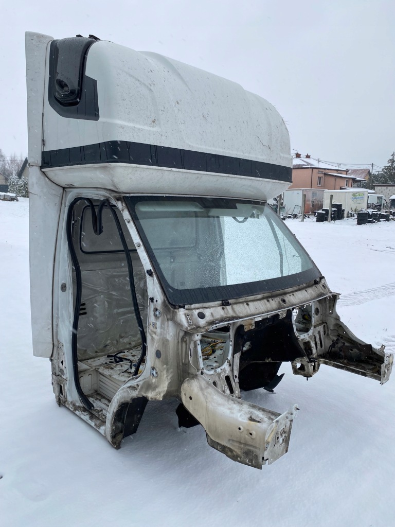 фото №14, Кабина спальное место будка iveco daily 18r