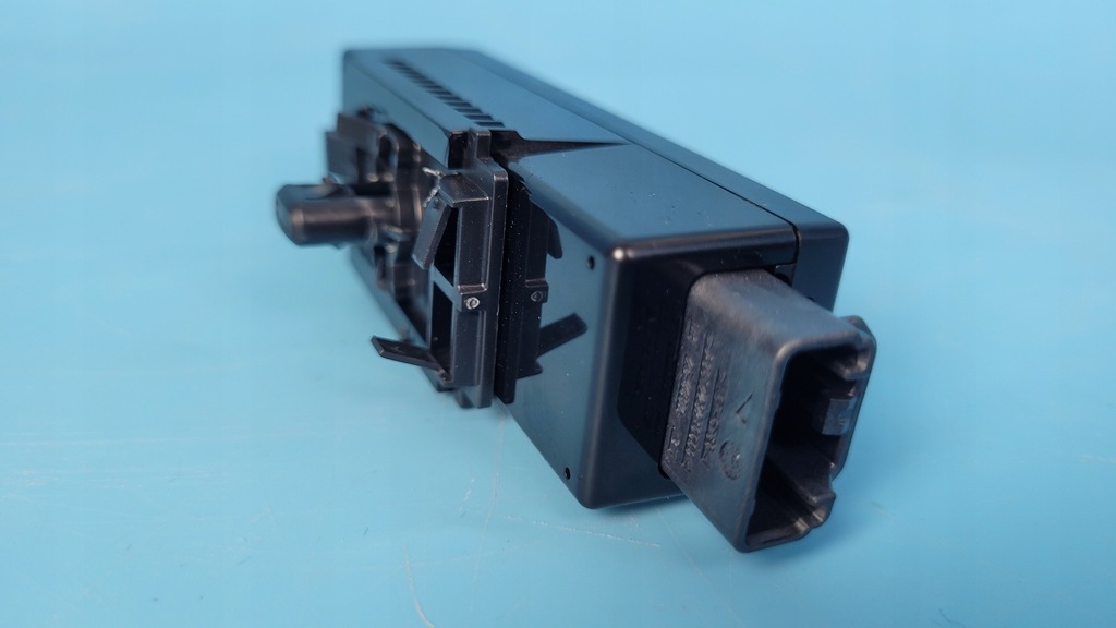 фото №10, Opel astra l vi gse 1.5d 23r дополнительная аккумулятор аккумулятор 9841967280