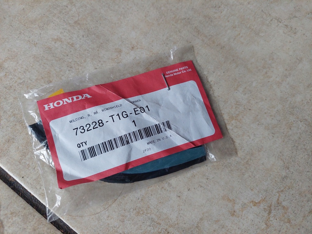 фото №6, Ущільнювачі скло кришки багажника - honda cr-v iv - 12-18