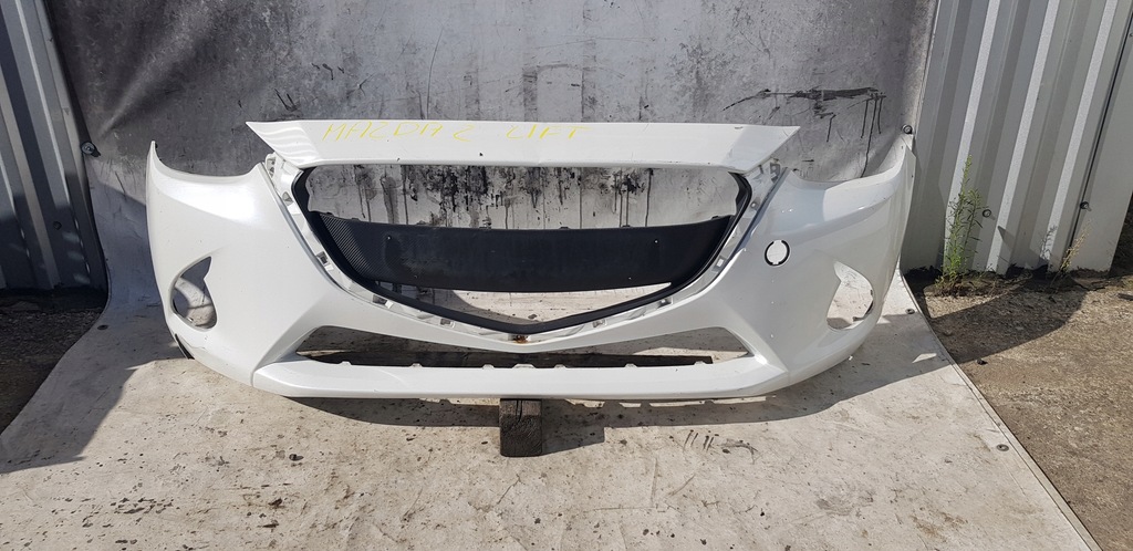 фото №1, Mazda 2 lift бампер перед передний
