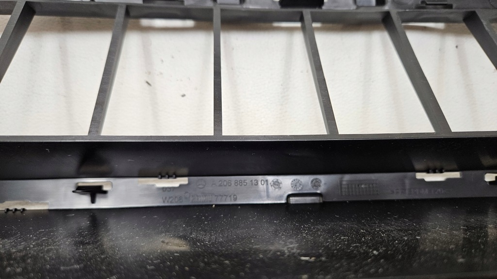 фото №8, Решітка бампера mercedes c-klasa w206 a2068851301