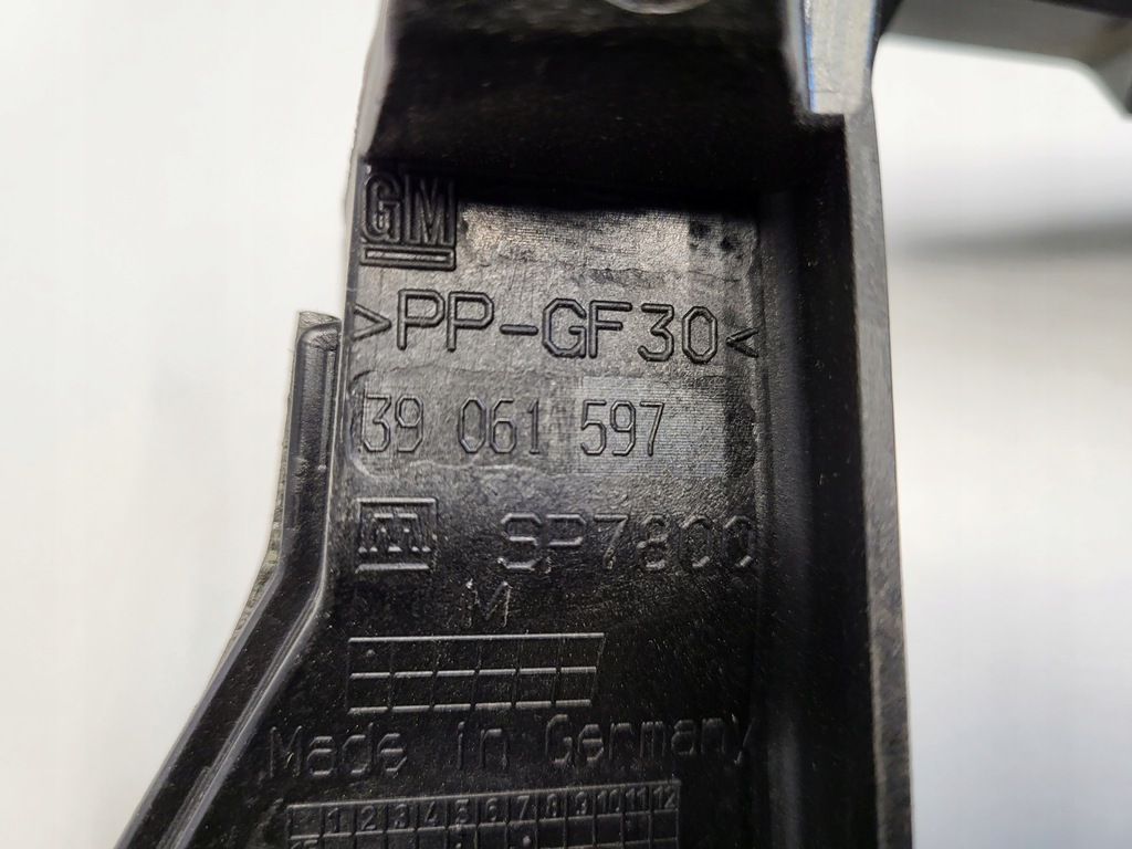 фото №13, Opel astra v 5 повітропровід повітря впуск захист