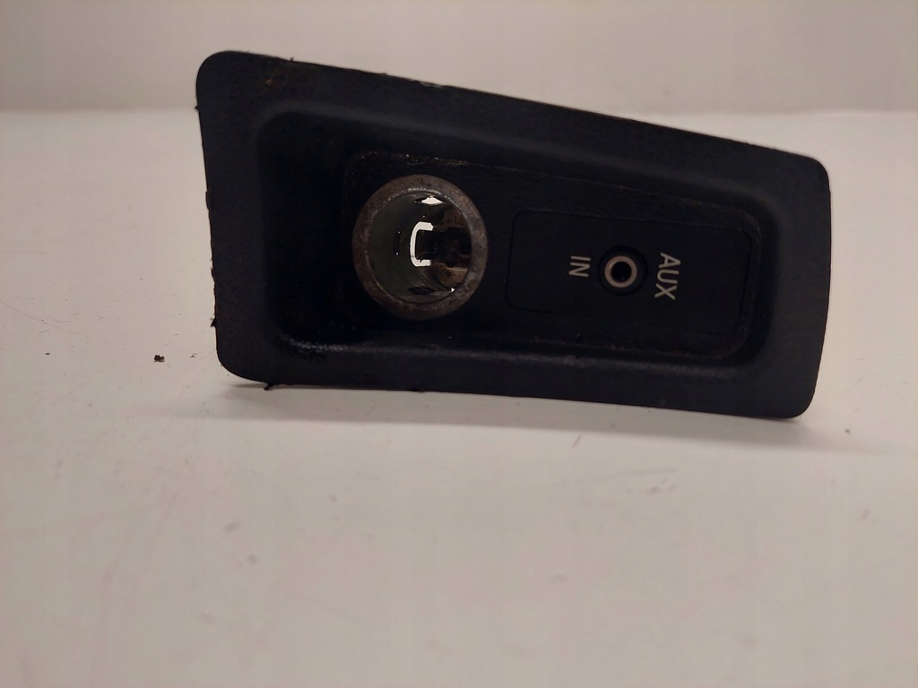 фото №1, Разъём aux прикуриватель bmw e87 6930561