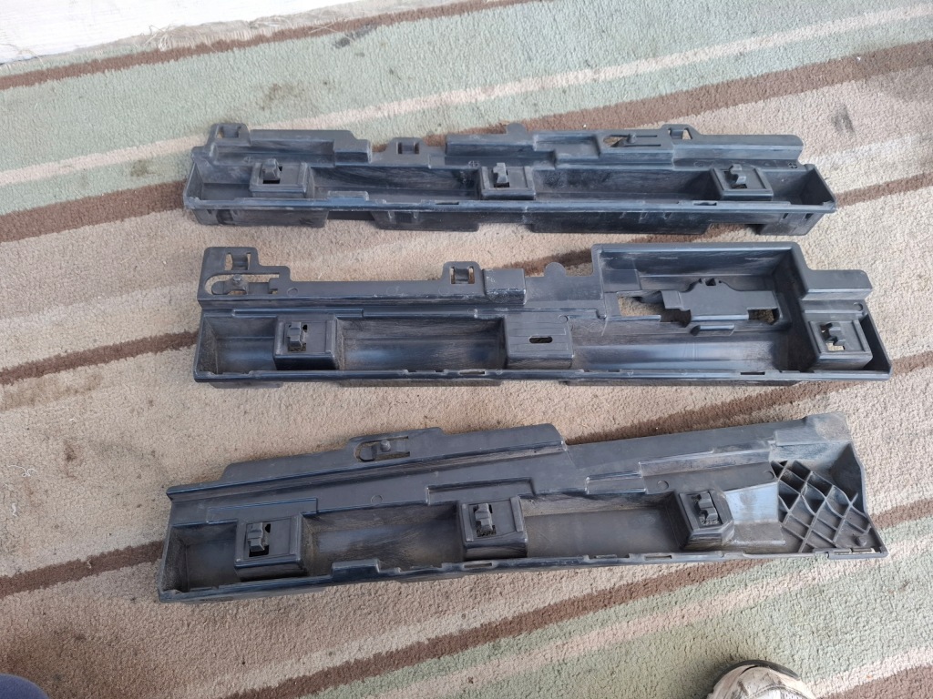 фото №6, Bmw f30 f31 направляющая кронштейн порог левая 7256919 m-pakiet