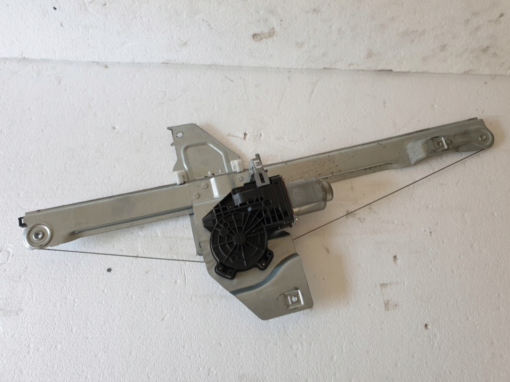 фото №1, Подъемник стекло правый перед 6p peugeot partner ii 430092c0