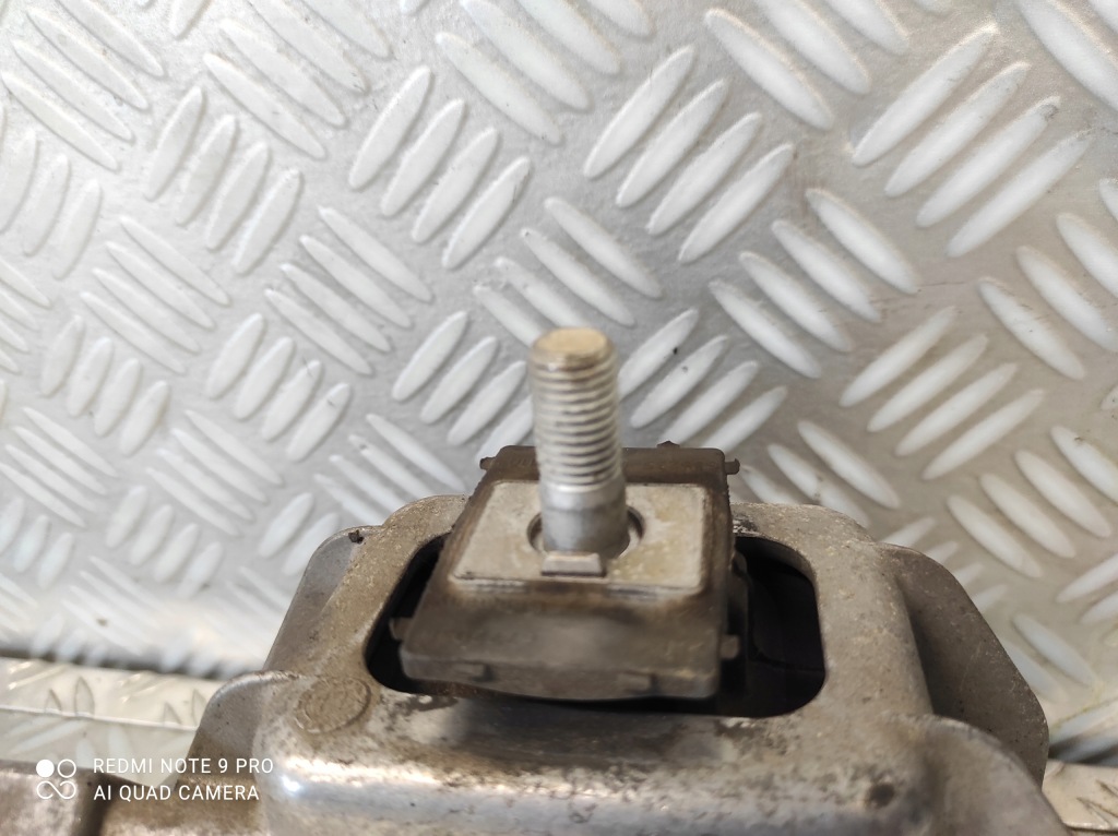 фото №4, Подушка кронштейн двигателя mini cooper r56 1.6 дизель n47