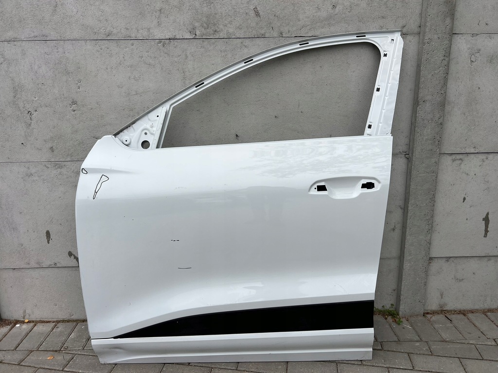 фото №1, Дверь audi q6 e-tron etron перед левый передние левая