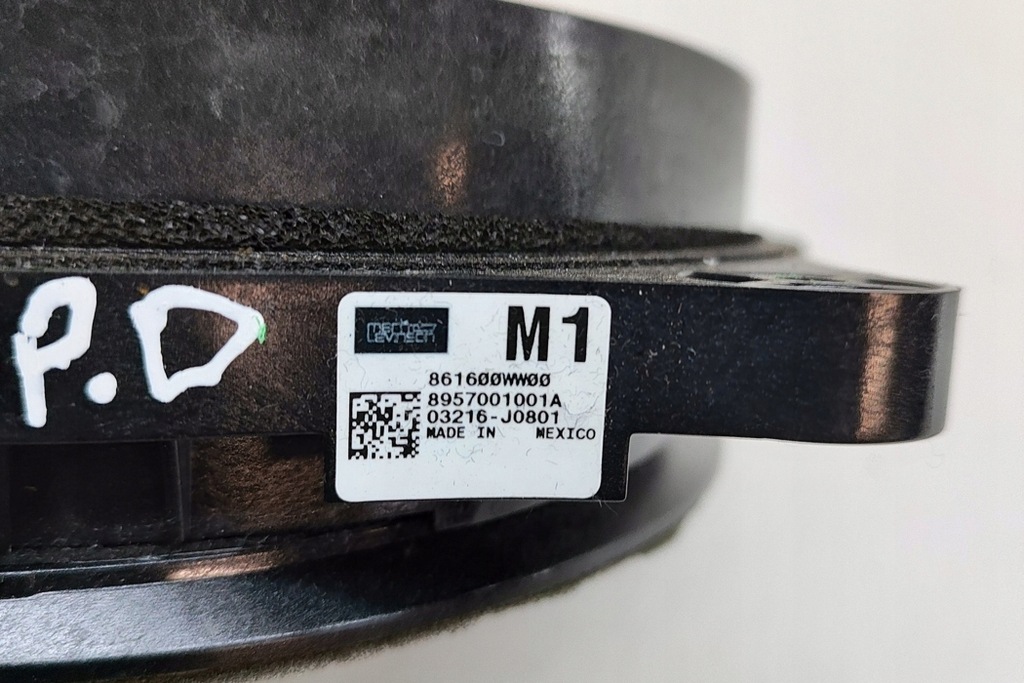 фото №6, Lexus gs l10 динамик w дверь передних правых 86160-0ww00 2.5 hybrid 20