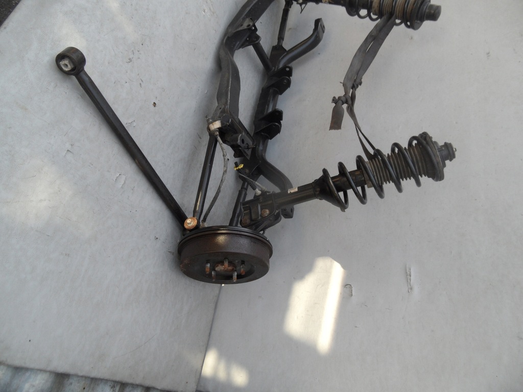 фото №1, Подвеска правый задняя поворотный кулак задняя freelander i