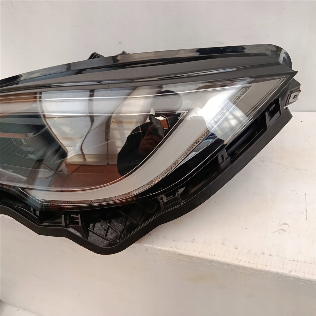 фото №4, Лампа левая перед tesla s plaid full led 1563713-00-d