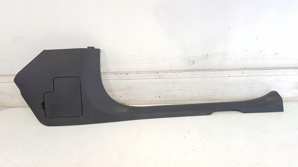 фото №1, Молдинг накладка порог правая mercedes w205