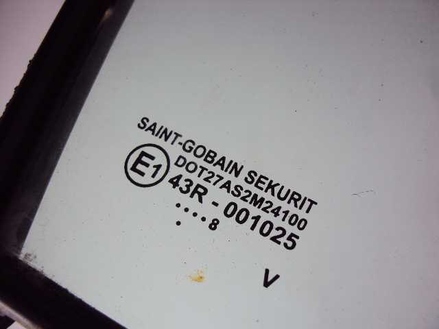фото №4, Стекло дверь правый перед peugeot 807 08 r