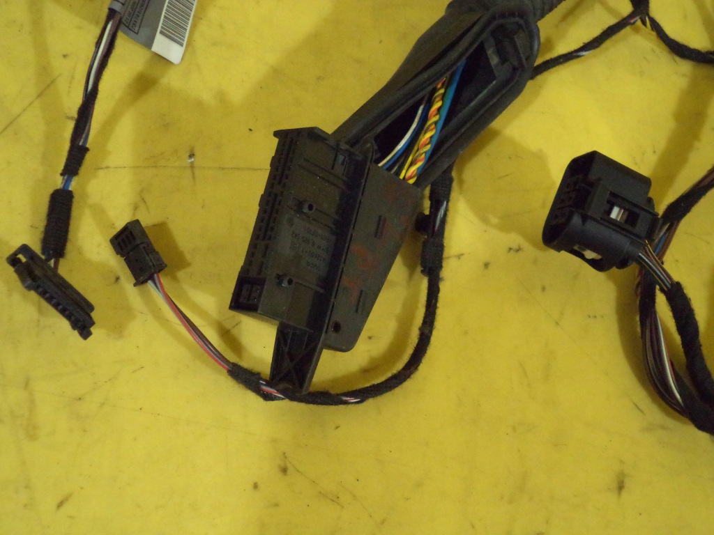 фото №4, Bmw e91 - джгут електропроводка двері