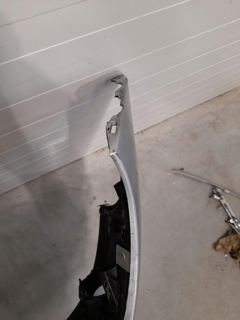 фото №4, Бампер передний renault megane iii 3 08-12 przed