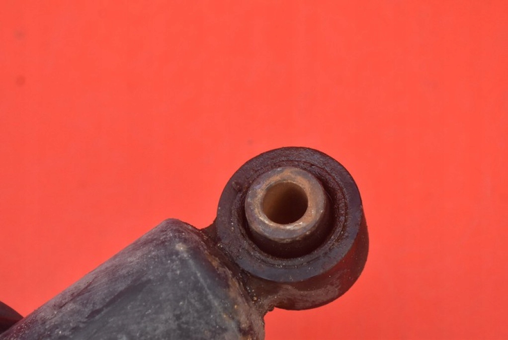 фото №7, Амортизатор правый задняя 56210-1cf0c infiniti fx30 2 ii fx 3.0 d 238 km 11-13