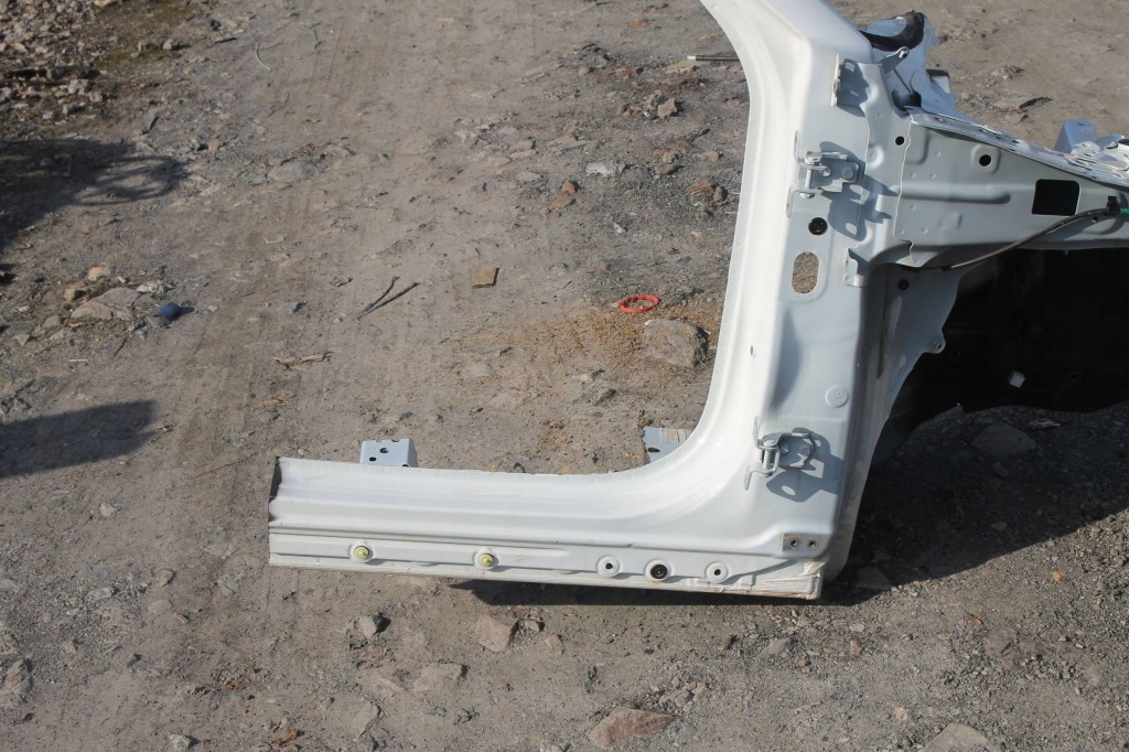 Четвертина права передня фартух поріг стійку  правий перед mazda cx-30 19- Недорого