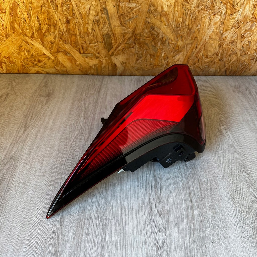 фото №2, Лампа задняя левая lexus ux 2021 rok