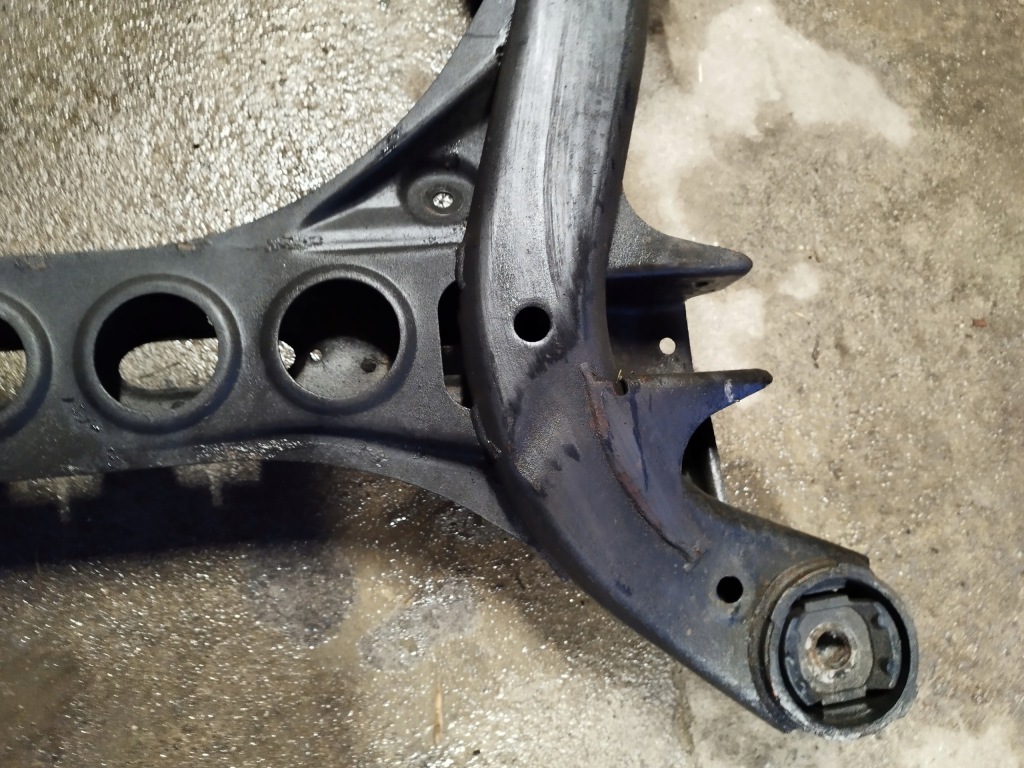 фото №14, Audi q7 4l 06r 3.0 tdi bug uk подрамник подрамник перед 7l0499311c