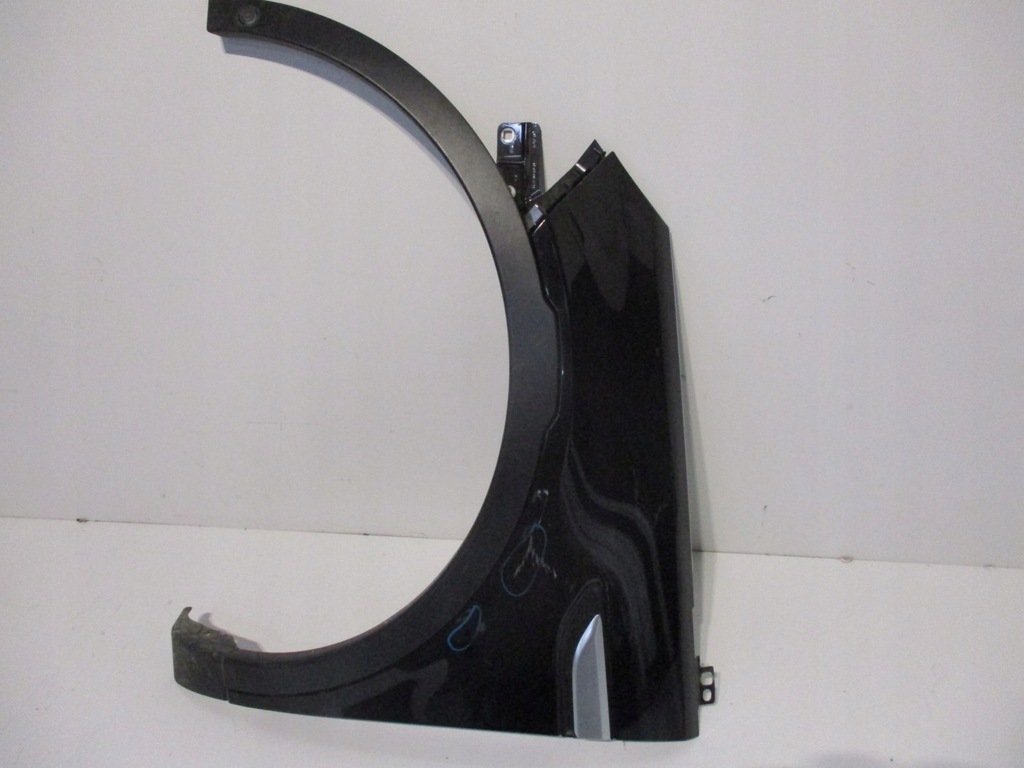 фото №1, Крыло левый land rover discovery sport молдинг pdc