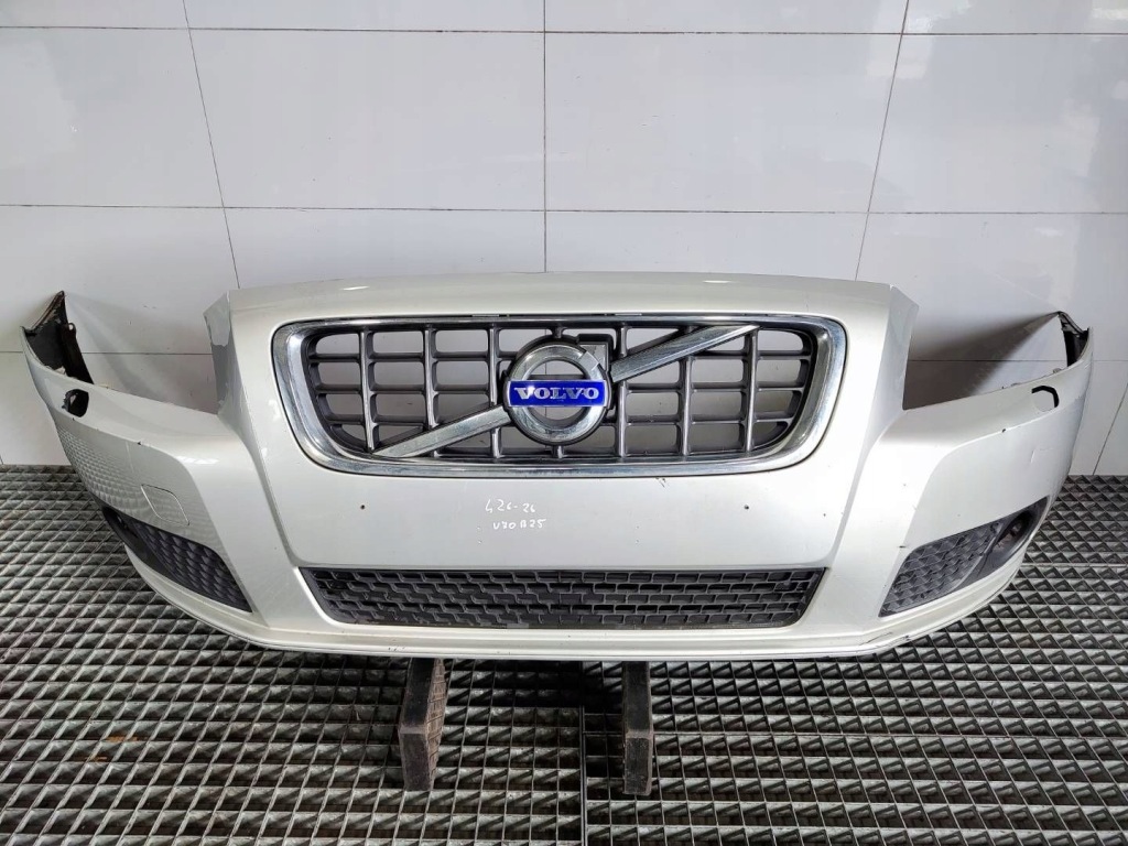 Купить Бампер перед передний решётка радиатора 426-26 volvo v70 iii lift
