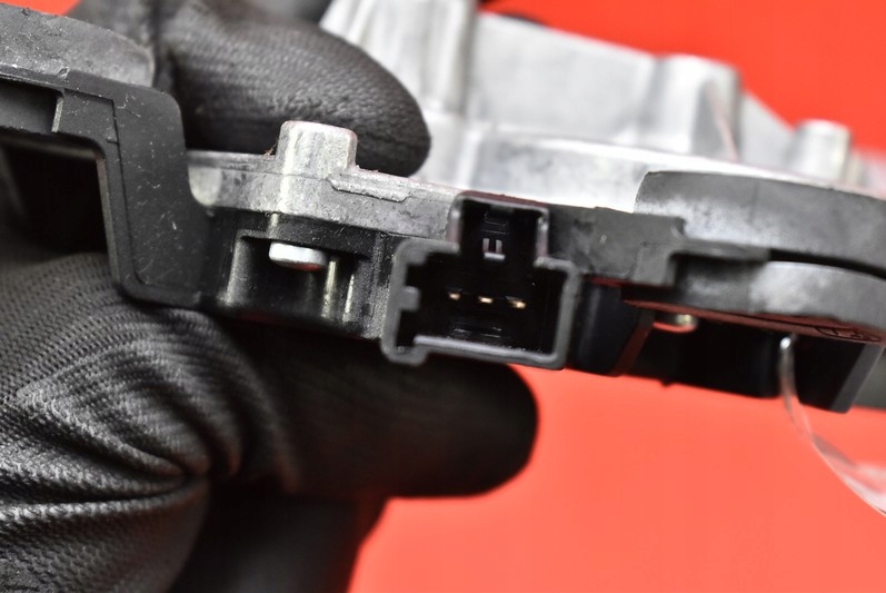 фото №7, Моторчик дворники задняя volvo v60 1 i 14r