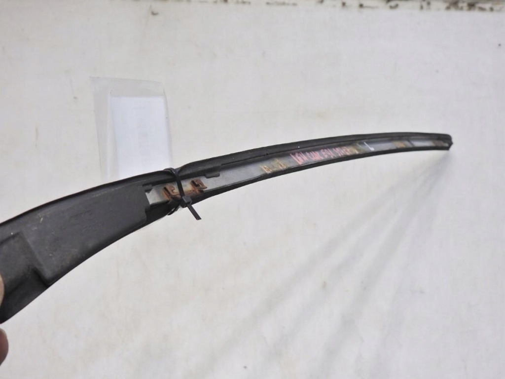 фото №8, Молдинг стекло лобовое левая 354/7 bmw 3 e91 7179263