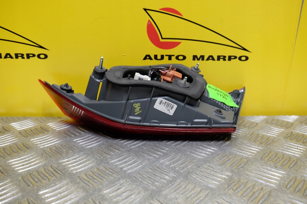 фото №11, Hyundai elantra 2016-2017 лампа крышки задняя левая usa