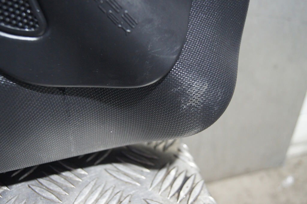 фото №8, Обшивка дверь левый перед clio iv 8090184552r