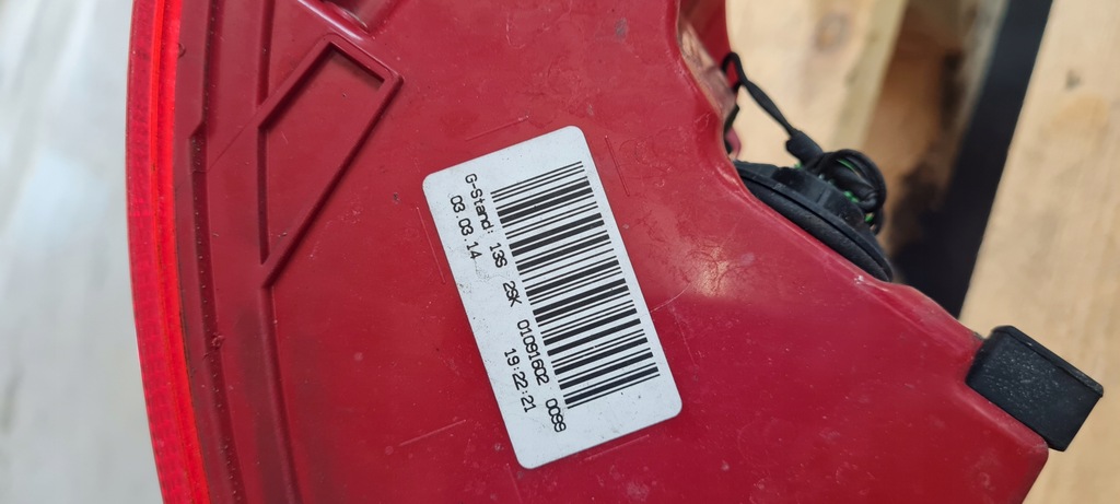 фото №11, S4 b8 lift a4 лампа led правая правый задняя w крыло sedan 01091602