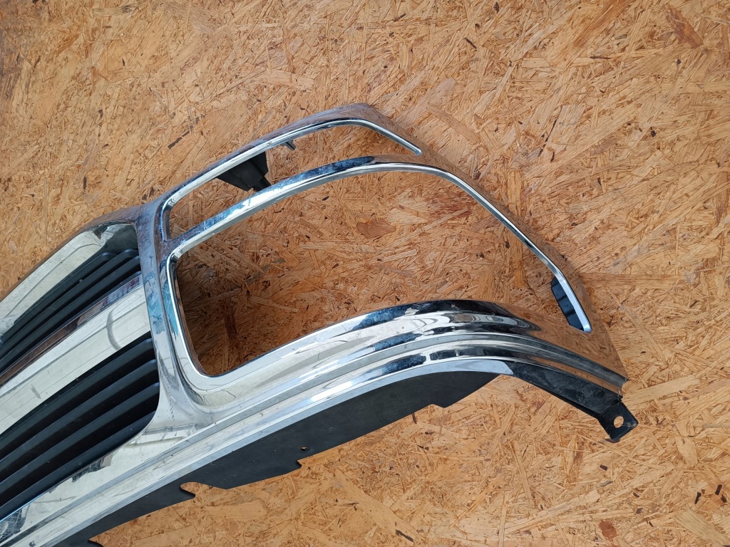 Решітка решітка  бампера перед решітка радіатора 5kh12trmae dodge nitro 07-11 Доставка