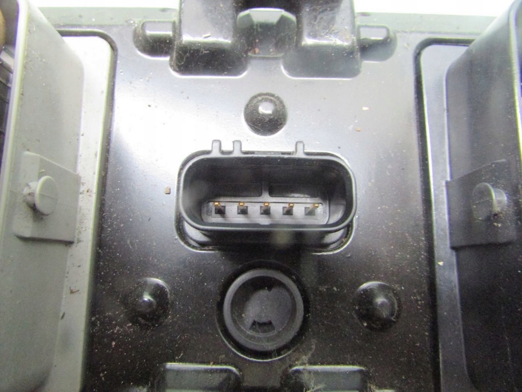 фото №7, Is iii 300h 15r модуль блок управления abs trc vsc