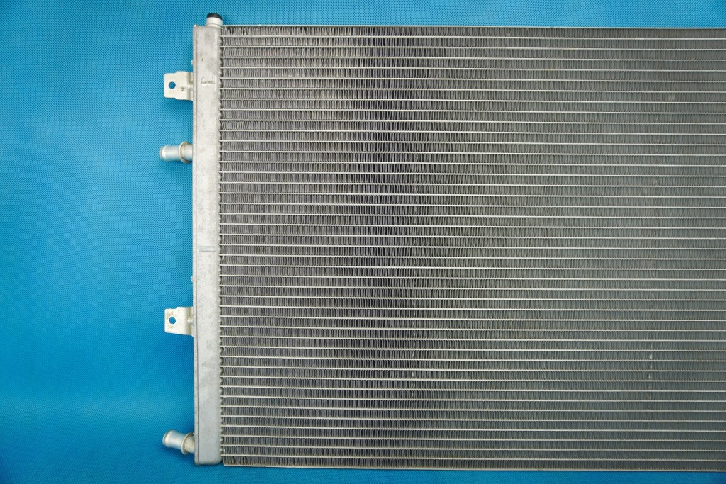 Радиатор воды audi a8 4h 4h0145804a 3.0tfsi 4.0tfsi с Разборки