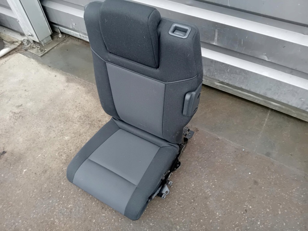 фото №2, Сидіння 3 ряд лівий opel zafira b