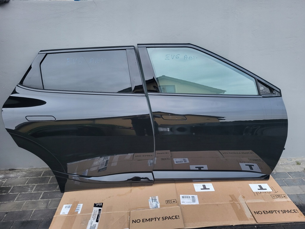 фото №1, Двері праве задні kia ev6 gt org. лак abp