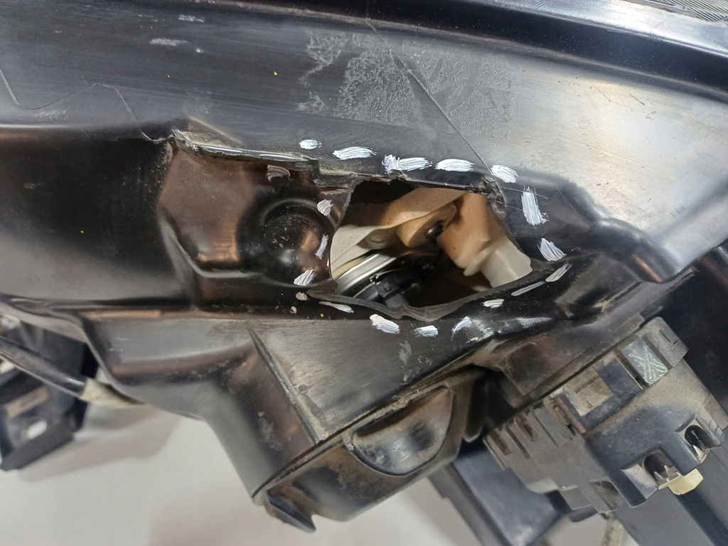 фото №11, Лампа правый перед ford ranger v lift h7 europa