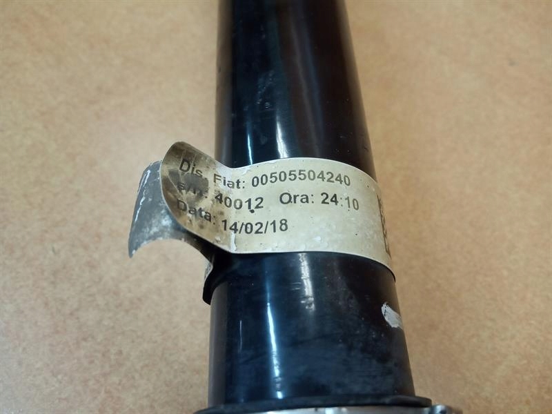 фото №2, Привідний вал права задня alfa romeo stelvio 2.2 d q4