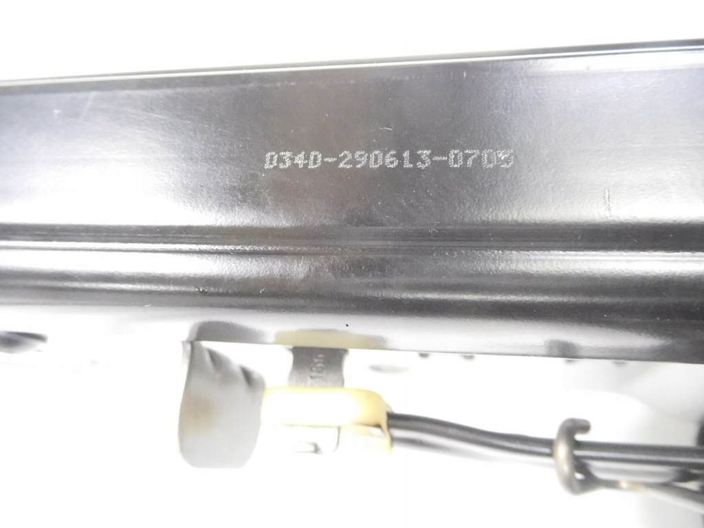 фото №7, Рама сиденье сиденье перед hyundai ix35 оригинальный номер 88210-2y020