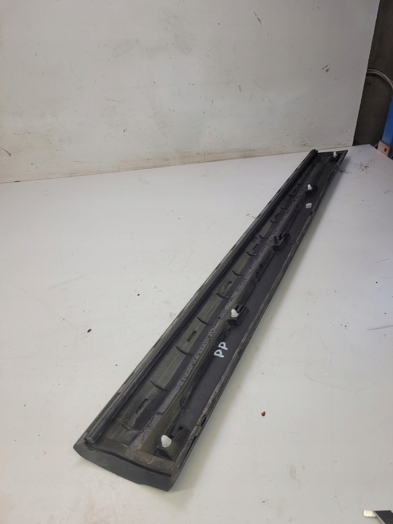 фото №5, Молдинг дверь правый перед audi q5 8r 8r0853960d