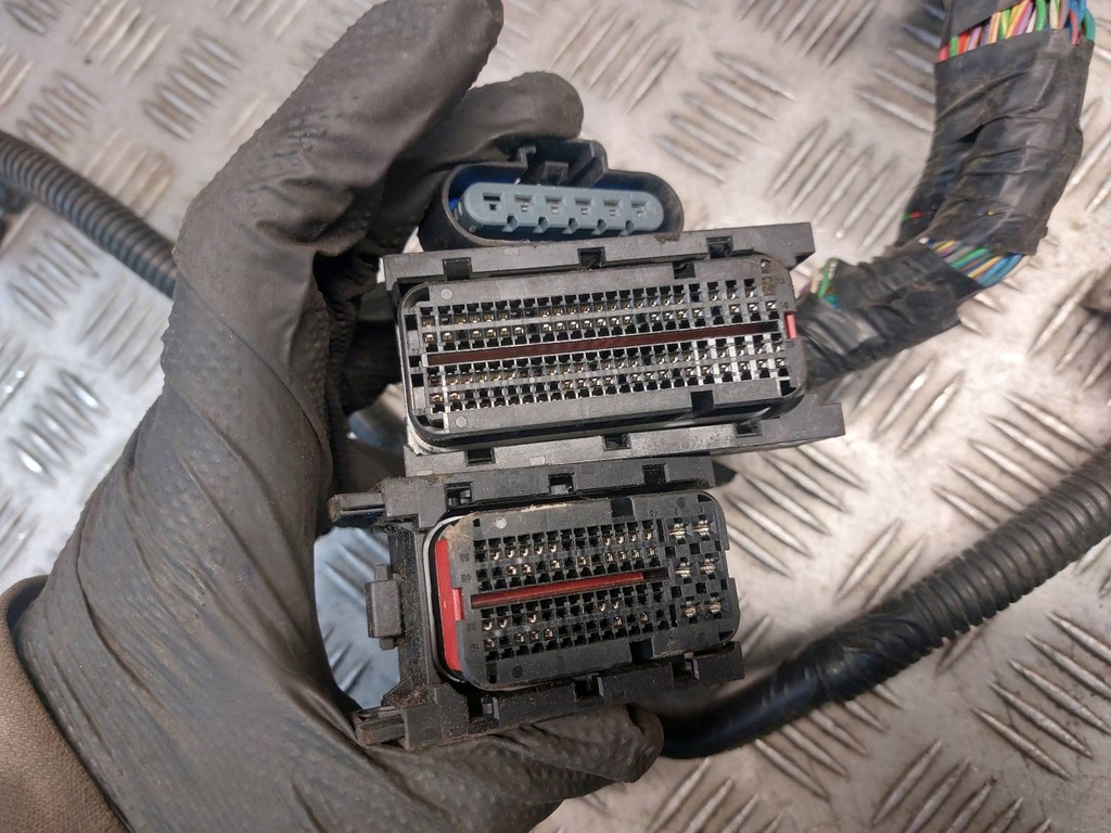 фото №11, Джгут двигуна volvo xc60 i 2.4 d5 d5244t17 механічна коробка передач 31288298 31314734