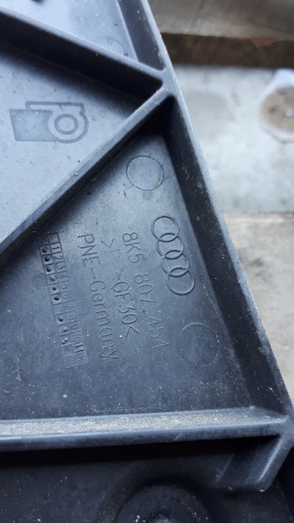 фото №10, A4 b8 s4 направляющая бампера левый правый задняя sedan kpl