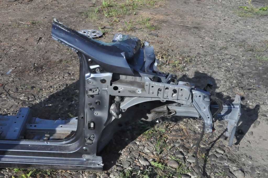 фото №2, Renault clio v 5 четверть лонжерон правая перед