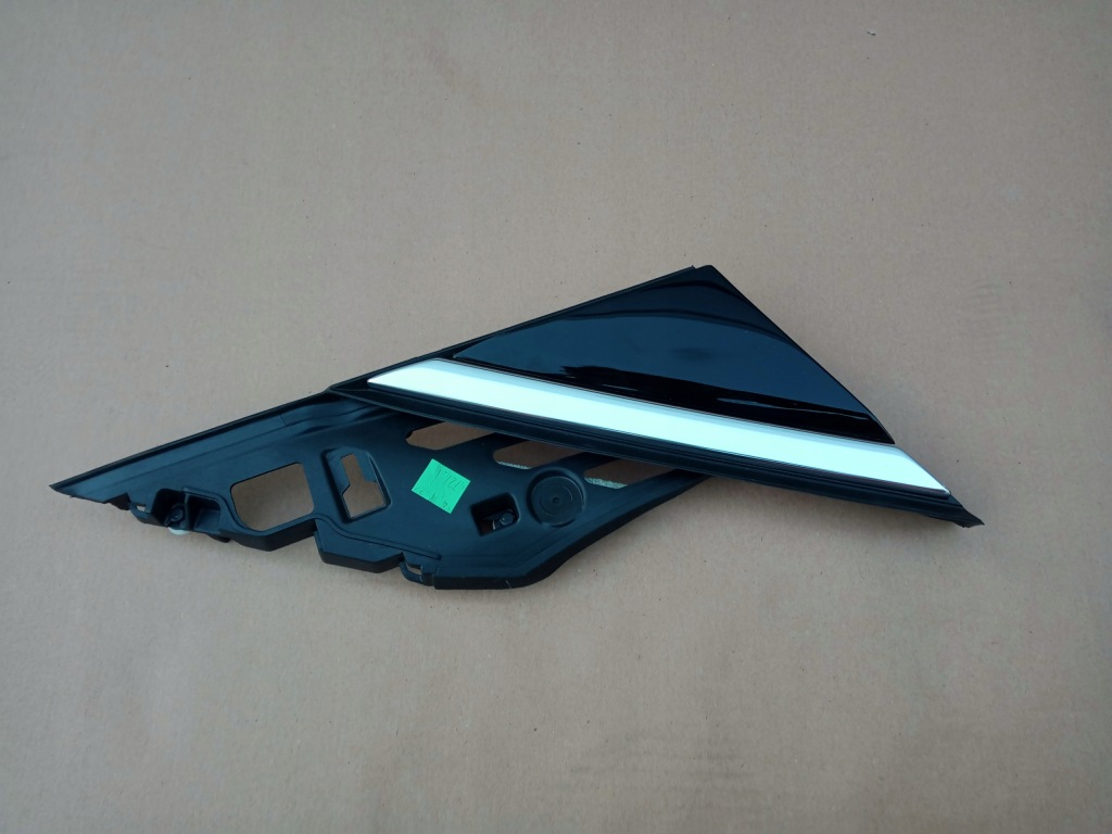 фото №1, Opel grandland x молдинг угловая дверь правый перед