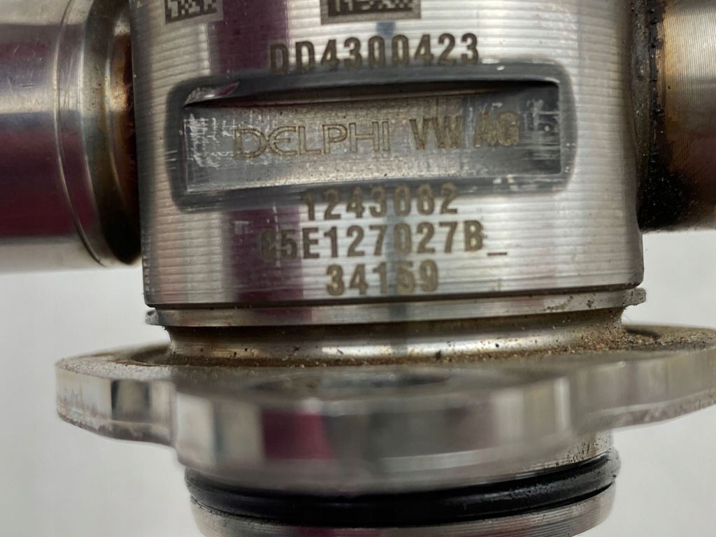 2023 volkswagen jetta америка насос упорскування 05e127027b Зі Шроту