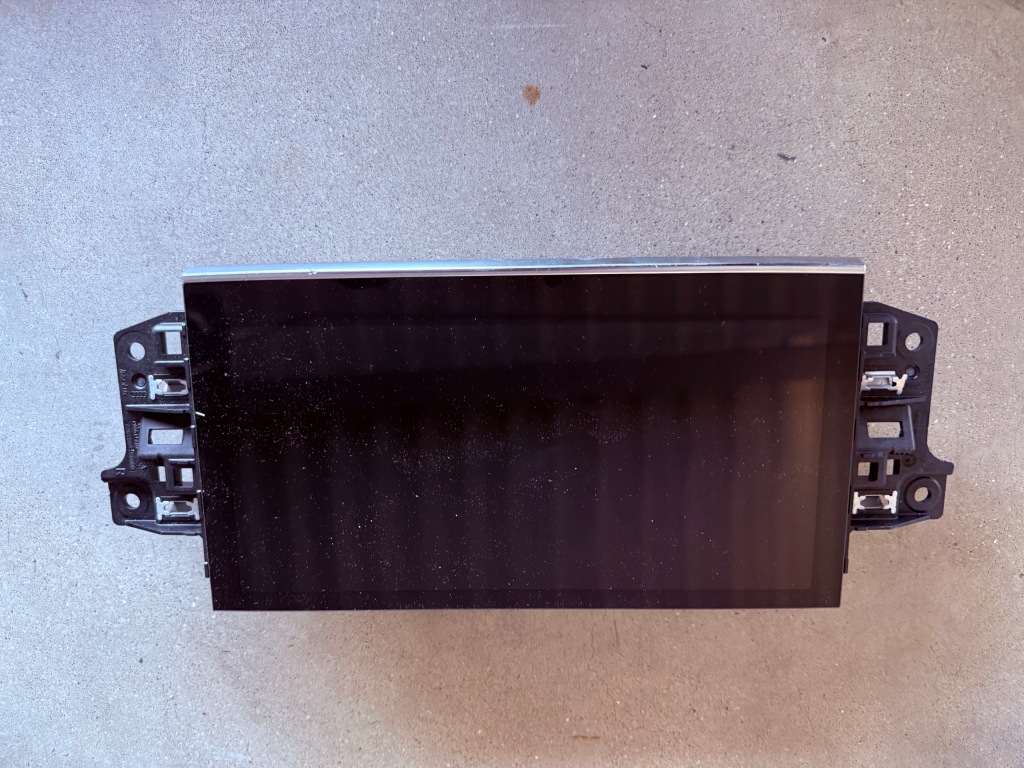 фото №1, Audi q7 q8 4m дисплей монитор 4m8919605l....